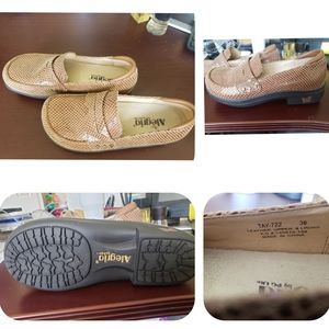 Alegria Taylor Pro Tan Glossy Snake Shoes